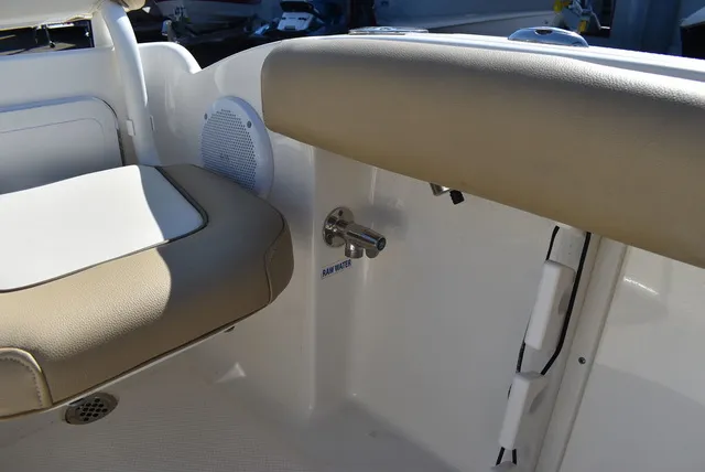 Slide: The Image of Key West Boats 211DC 2017 - 24
