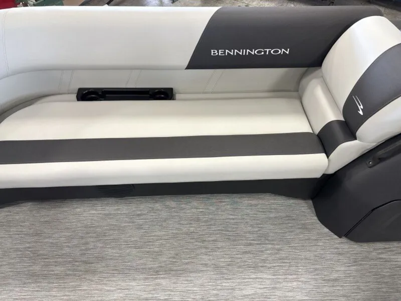 Slide: The Image of Bennington 20 S1 CRUISE 2026 - 10