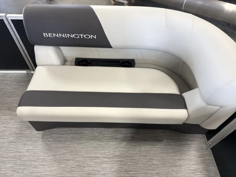 Slide: The Image of Bennington 20 S1 CRUISE 2026 - 9