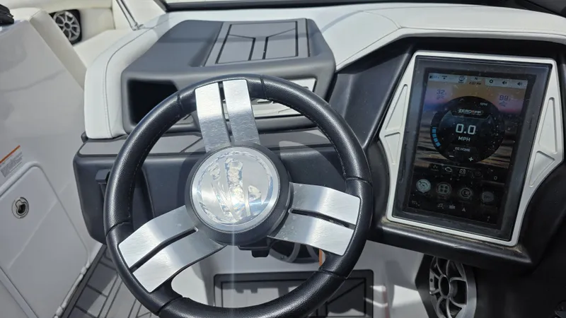 Slide: The Image of Tige Boats 22 rxz 2020 - 12