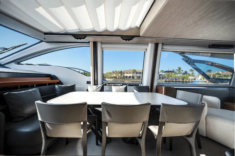 Slide: The Image of Azimut S8 2025 - 35