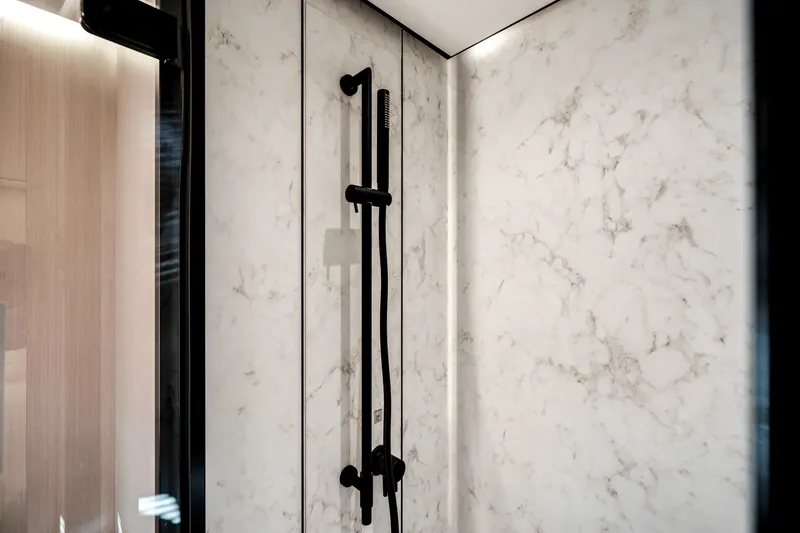 Slide: The Image of Azimut S8 2025 - 65