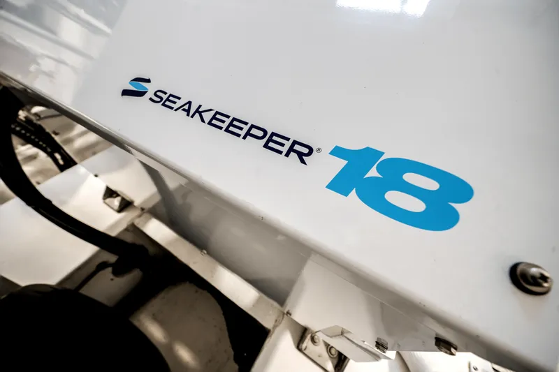 Slide: The Image of Azimut S8 2025 - 70