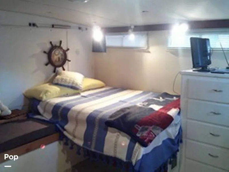 Slide: The Image of Pacemaker 53 Flybridge 1965 - 11642688