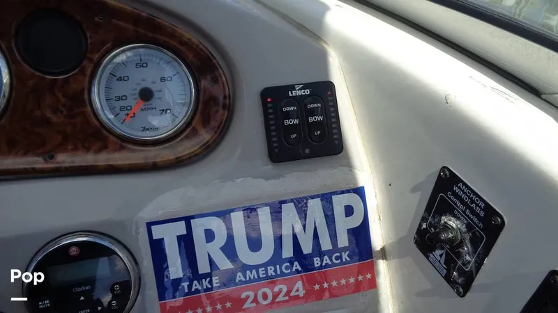 Slide: The Image of Rinker Captiva 282 special edition 2005 - 12855428