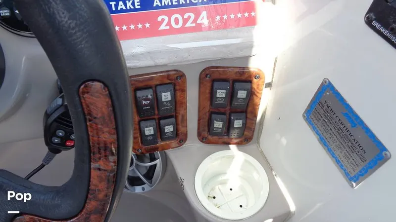 Slide: The Image of Rinker Captiva 282 special edition 2005 - 12855429