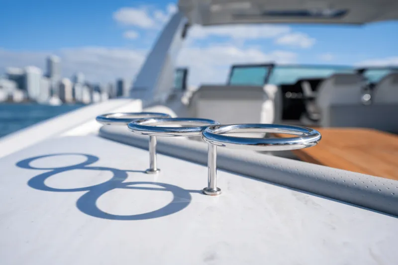 Slide: The Image of Sea Ray 400 SLX OB 2023 - 31