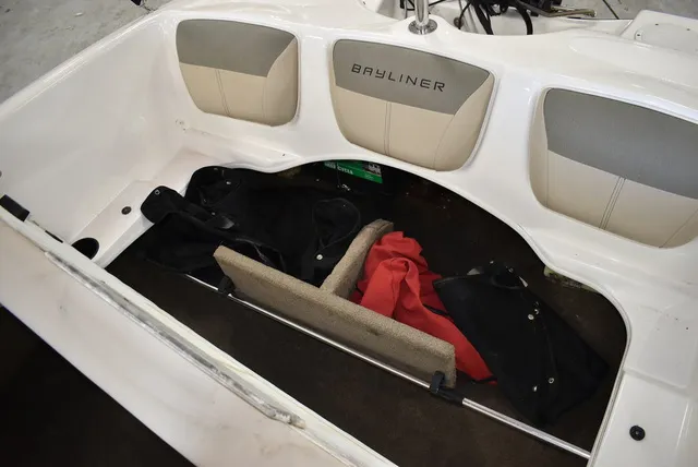 Slide: The Image of Bayliner 160 Bowrider 2016 - 17