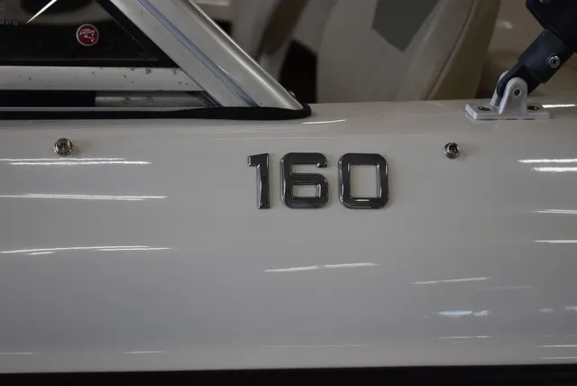 Slide: The Image of Bayliner 160 Bowrider 2016 - 30