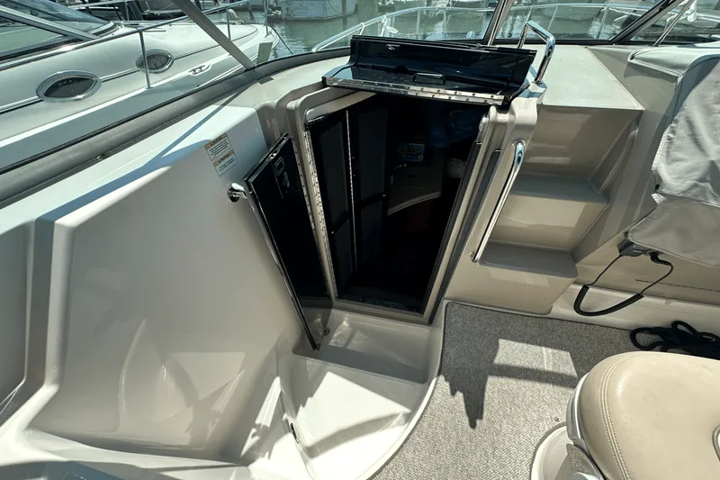 Slide: The Image of Sea Ray 280 SUNDANCER 2012 - 14