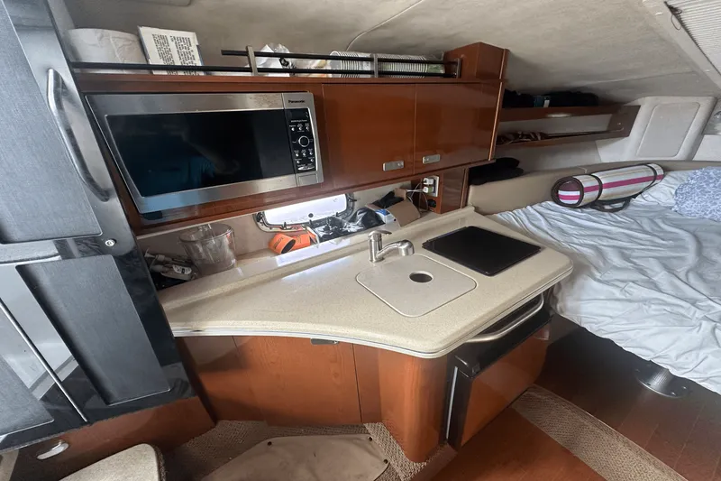Slide: The Image of Sea Ray 280 SUNDANCER 2012 - 16