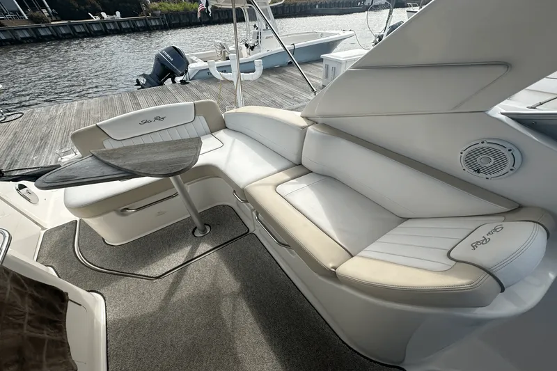 Slide: The Image of Sea Ray 280 SUNDANCER 2012 - 4