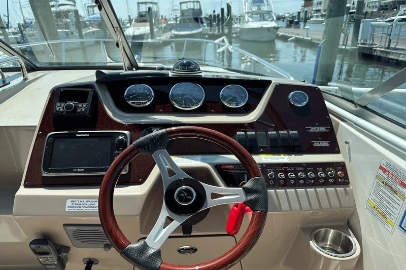 Slide: The Image of Sea Ray 280 SUNDANCER 2012 - 7