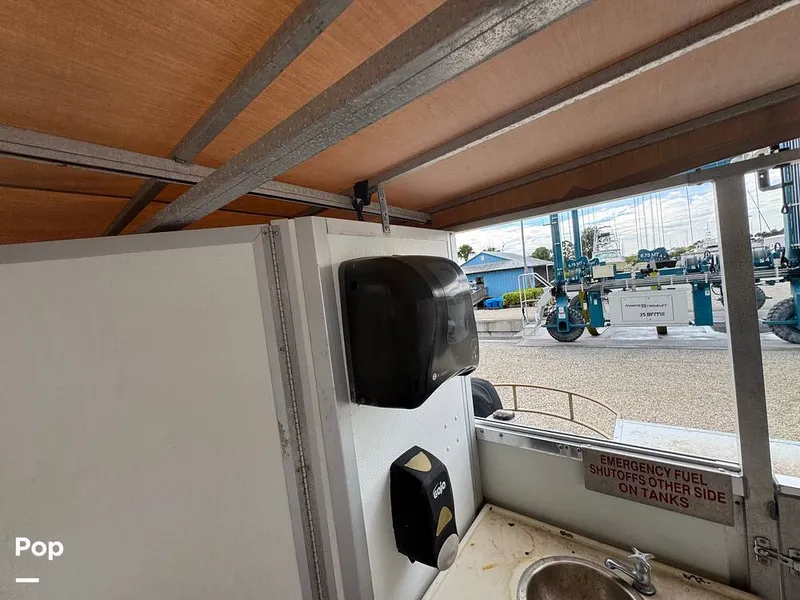 Slide: The Image of Sightseer Marine Sightseer 2008 - 16791017