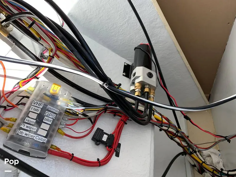 Slide: The Image of Uniflite 23 Cruiser 1967 - 11921611