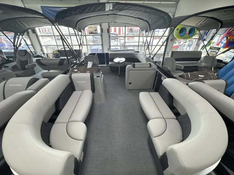 Slide: The Image of Sylvan MIRAGE 8520 CRS 2026 - 2