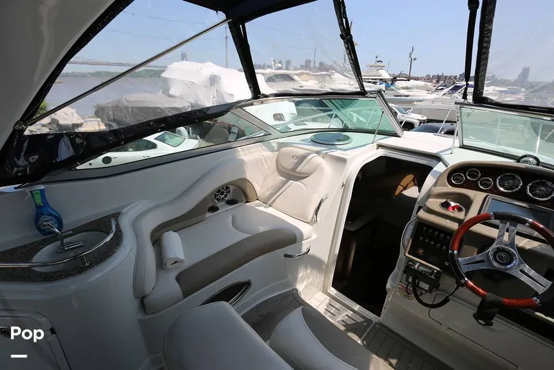 Slide: The Image of Crownline Boats 264CR 2018 - 12508702