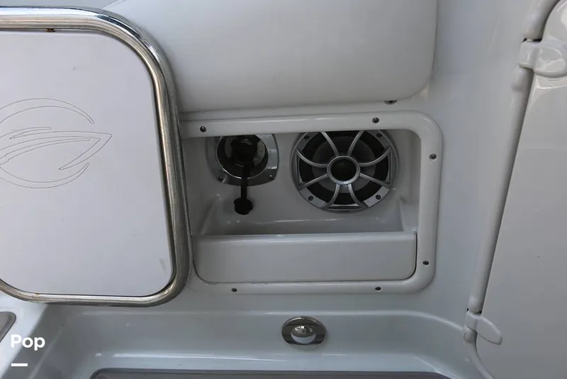 Slide: The Image of Crownline Boats 264CR 2018 - 12508706