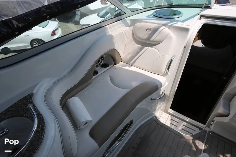 Slide: The Image of Crownline Boats 264CR 2018 - 12508707