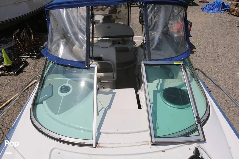 Slide: The Image of Crownline Boats 264CR 2018 - 12508720