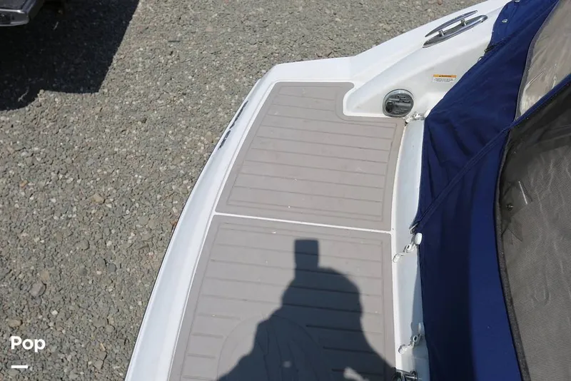 Slide: The Image of Crownline Boats 264CR 2018 - 12508748