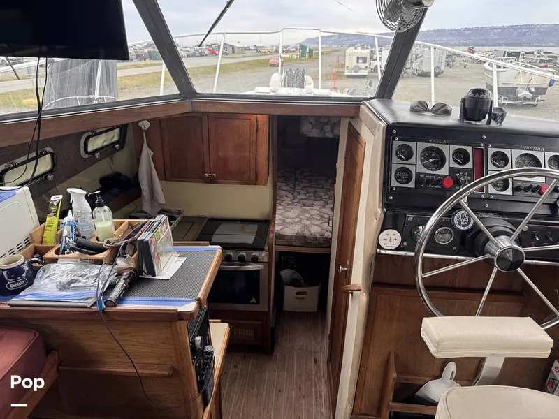 Slide: The Image of Bayliner 3288 MY 1983 - 16460766