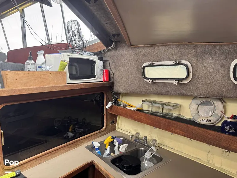 Slide: The Image of Bayliner 3288 MY 1983 - 16460752