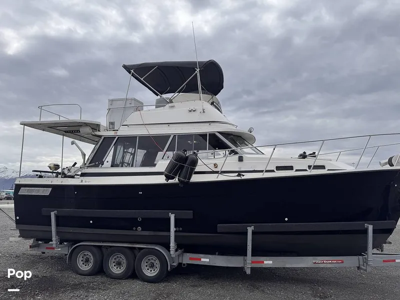 Slide: The Image of Bayliner 3288 MY 1983 - 16460797