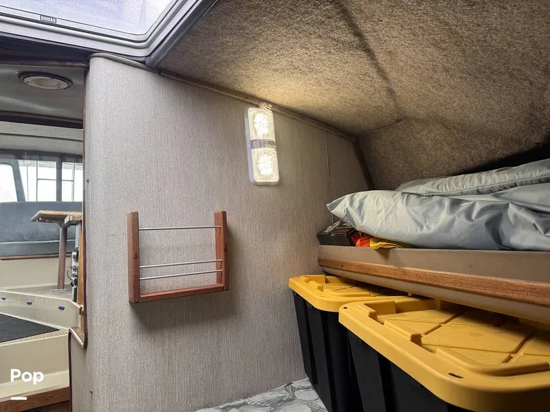Slide: The Image of Bayliner 3288 MY 1983 - 16460745