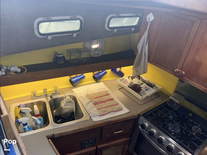 Slide: The Image of Bayliner 3288 MY 1983 - 16460818