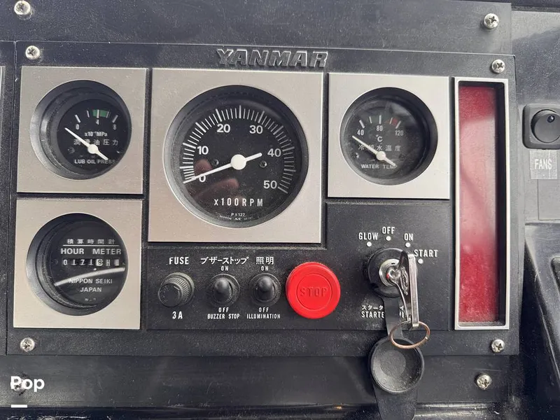 Slide: The Image of Bayliner 3288 MY 1983 - 16460768