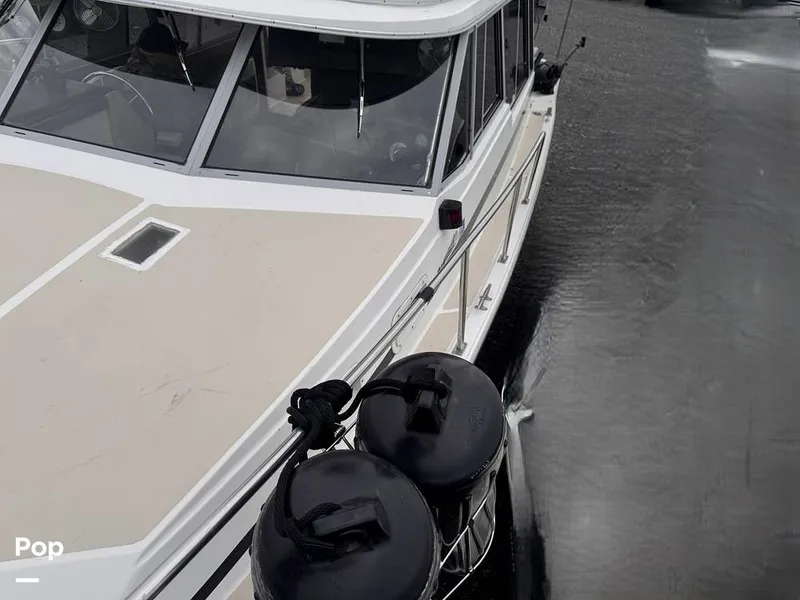 Slide: The Image of Bayliner 3288 MY 1983 - 16460805
