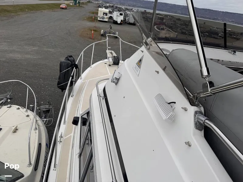 Slide: The Image of Bayliner 3288 MY 1983 - 16460740