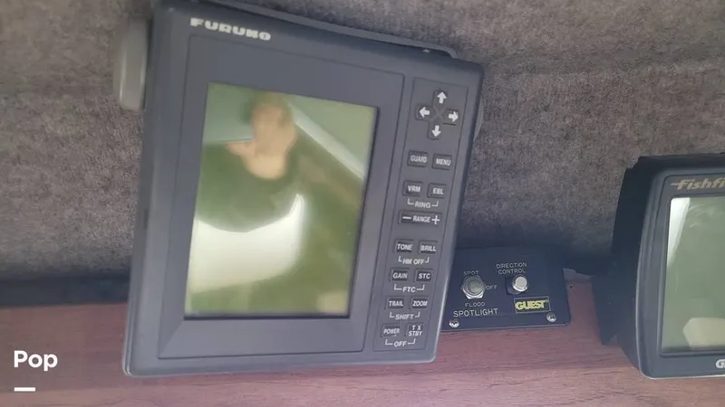 Slide: The Image of Bayliner 3288 MY 1983 - 15464726