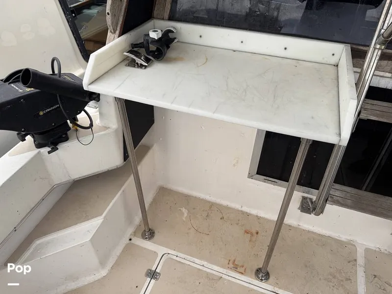 Slide: The Image of Bayliner 3288 MY 1983 - 16460460