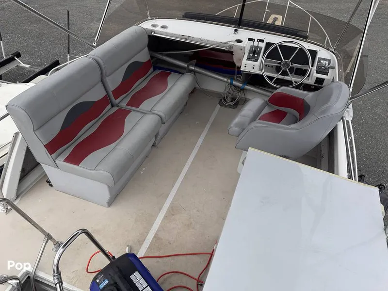 Slide: The Image of Bayliner 3288 MY 1983 - 16460568