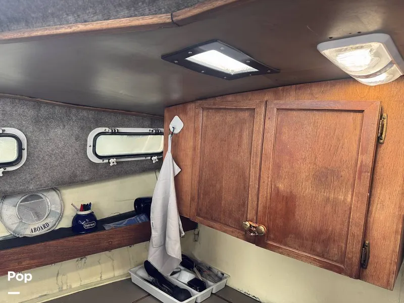 Slide: The Image of Bayliner 3288 MY 1983 - 16460751