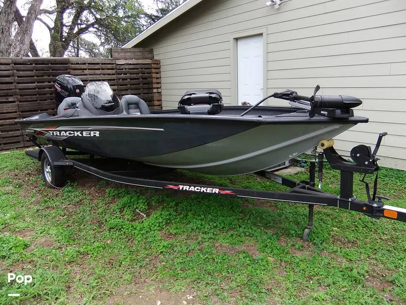 Slide: The Image of Tracker PRO TEAM 190 TX 2022 - 11775404