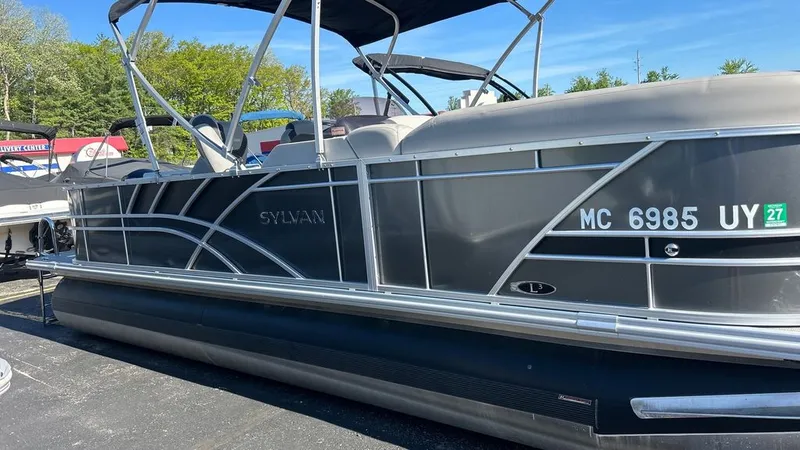 Slide: The Image of Sylvan L-3 Party Fish 2022 - 2