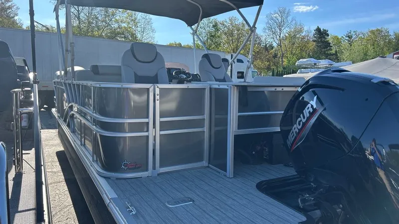 Slide: The Image of Sylvan L-3 Party Fish 2022 - 5
