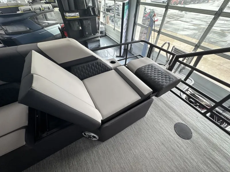 Slide: The Image of Sylvan L3 LZ DH 2026 - 33