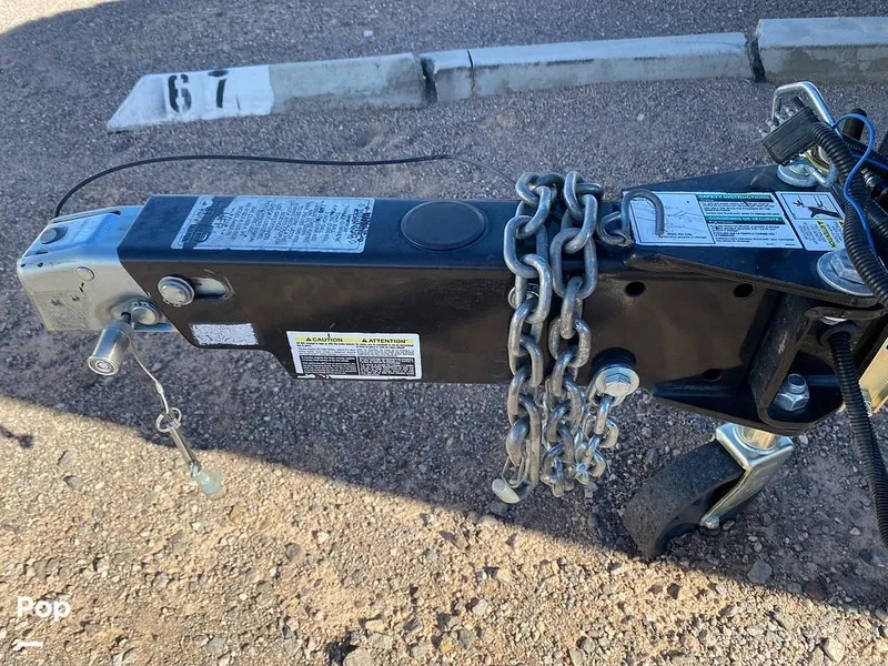 Slide: The Image of Trailer Hitch - 11778471