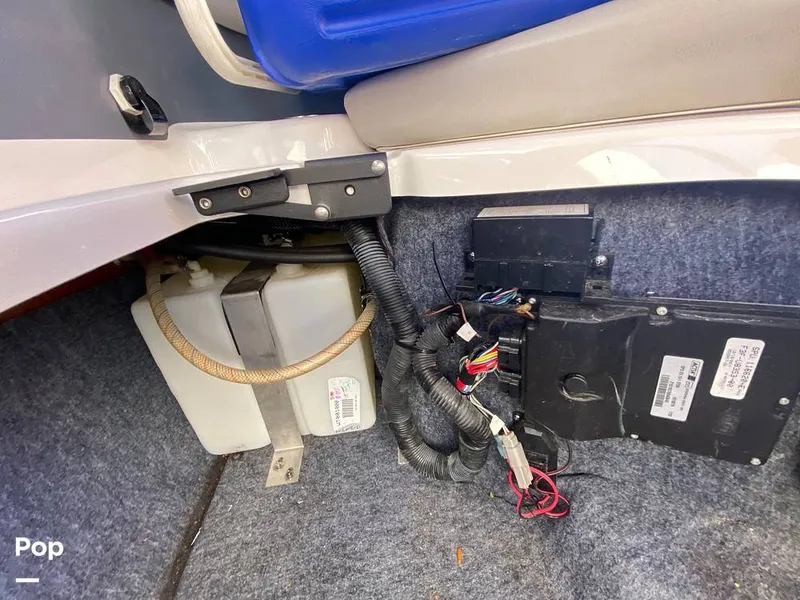 Slide: The Image of Yamaha 242 S Limited E Series 2018 - 11778368