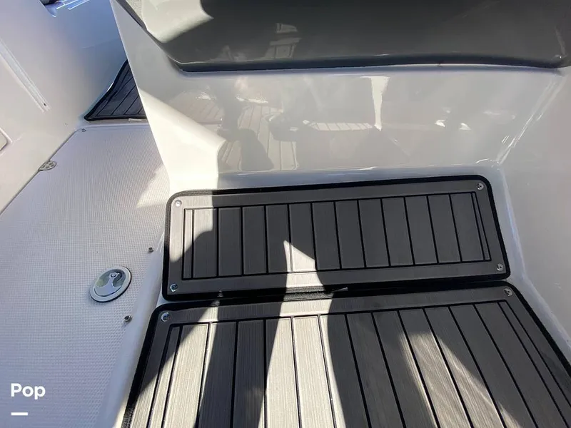 Slide: The Image of Drive Side Flooring - 11778381