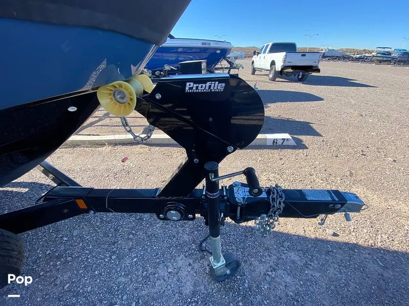 Slide: The Image of Trailer Hitch - 11778335