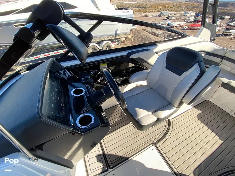 Slide: The Image of Driver's Seat - 11778402