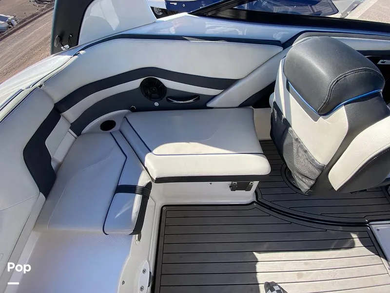 Slide: The Image of Stern Seating/battery Compartment - 11778414