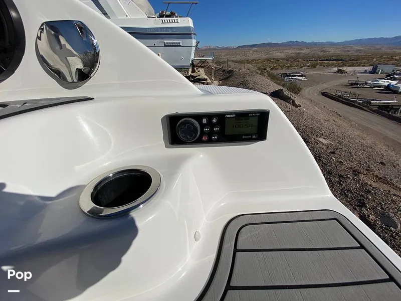 Slide: The Image of Exterior Stereo - 11778418