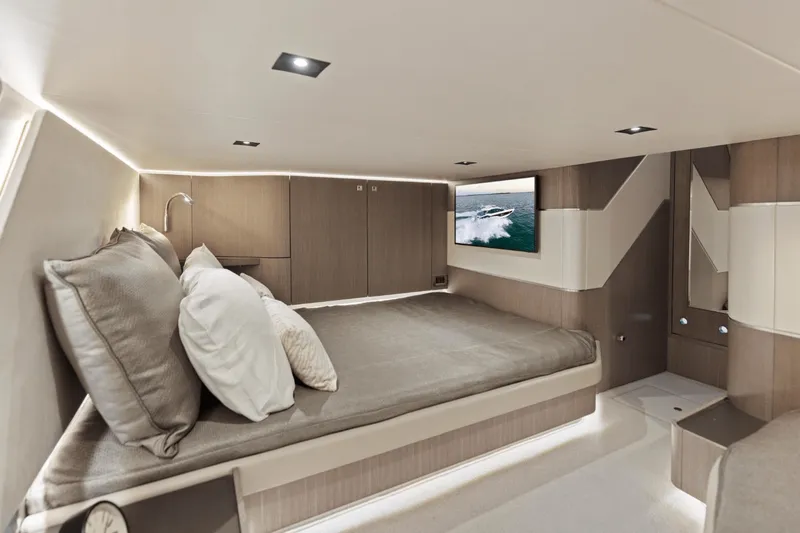 Slide: The Image of Galeon 435 GTO 2025 - 37