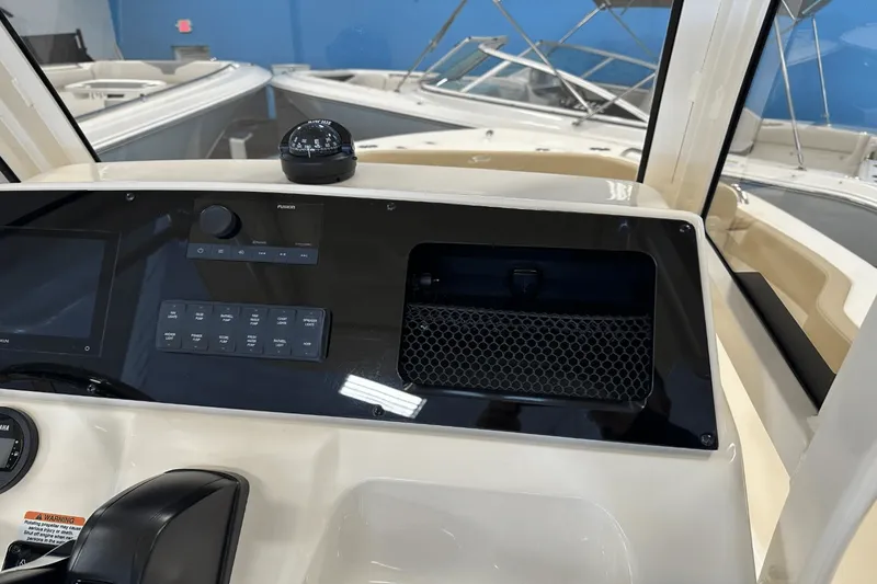 Slide: The Image of Scout 215 XSF 2025 - 25